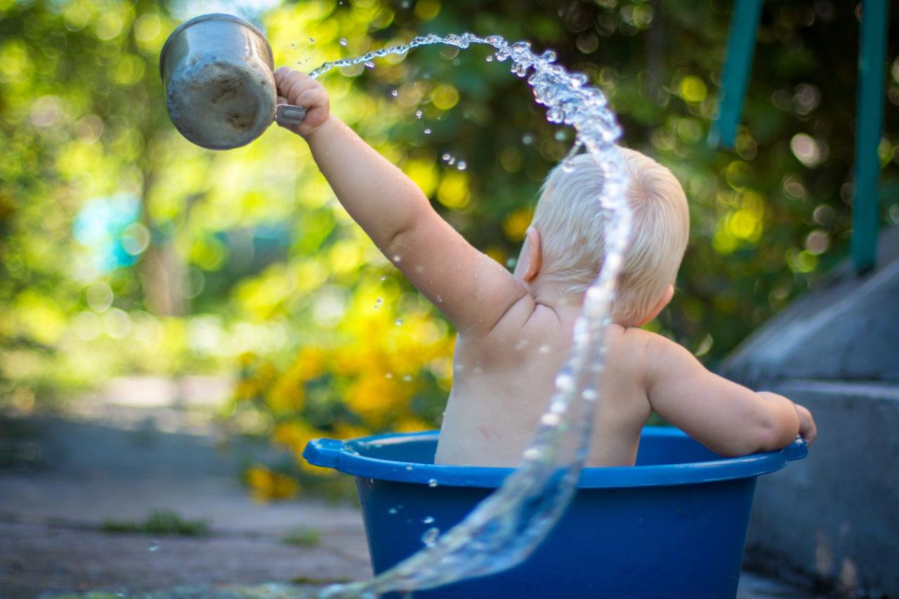 The Benefits Of Water Play For Children | Red Monkey Play